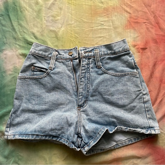 Vintage 90s Rampage High-Waisted Denim Shorts - Picture 2 of 4